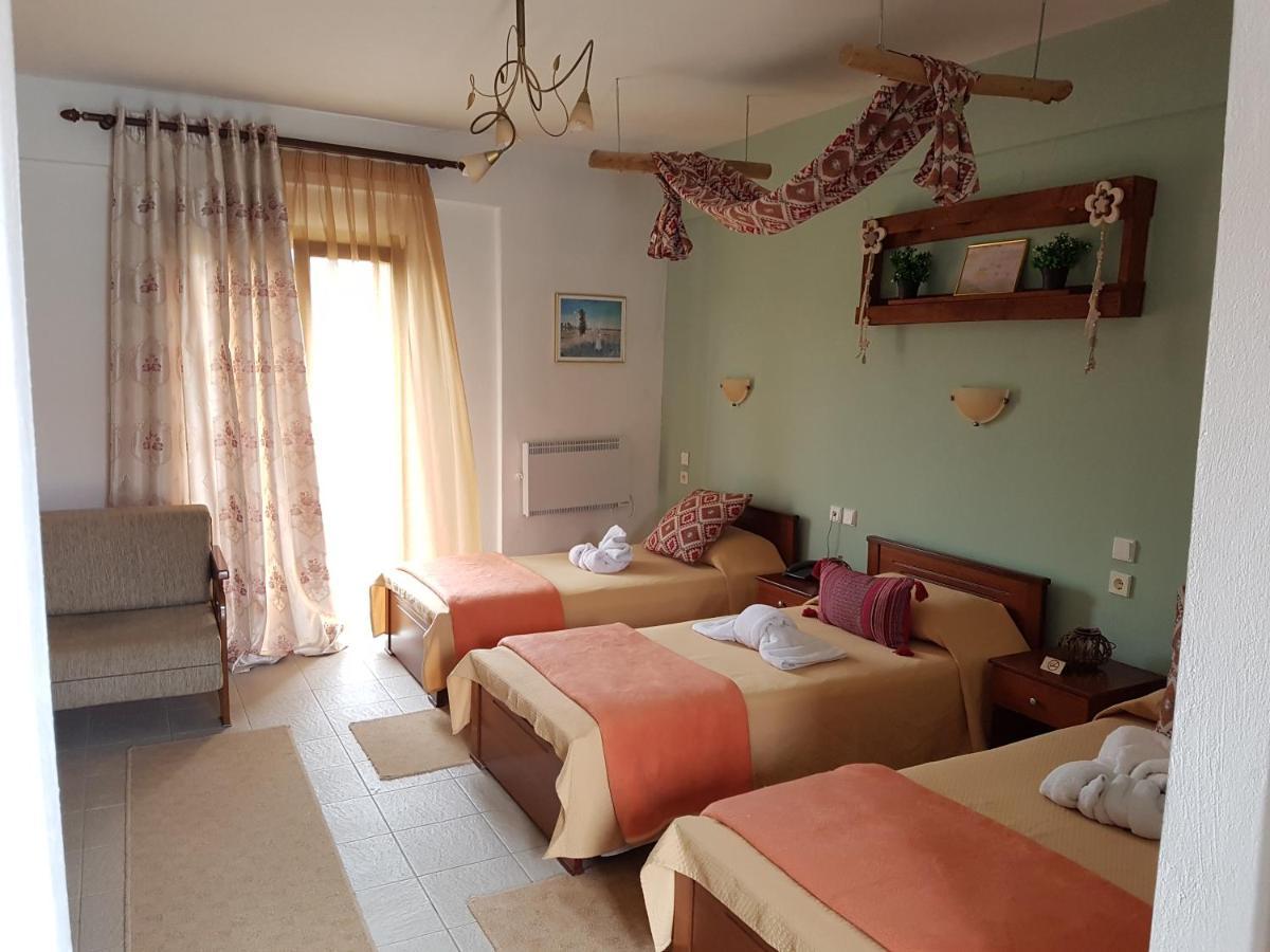 Hotel Metoxi Spiliá Buitenkant foto