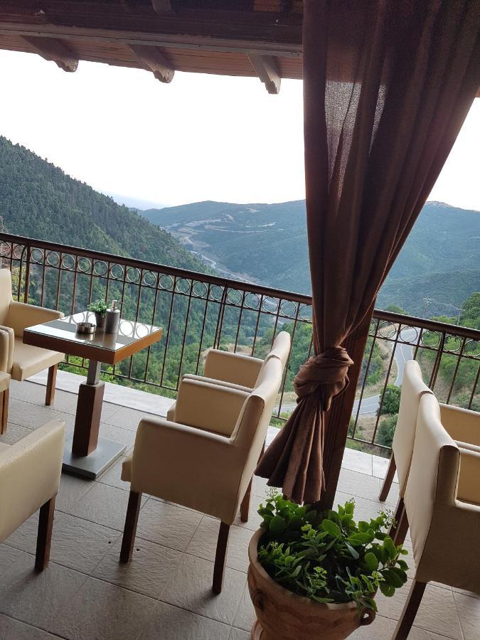 Hotel Metoxi Spiliá Buitenkant foto