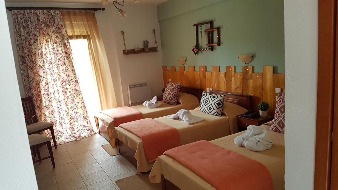 Hotel Metoxi Spiliá Buitenkant foto