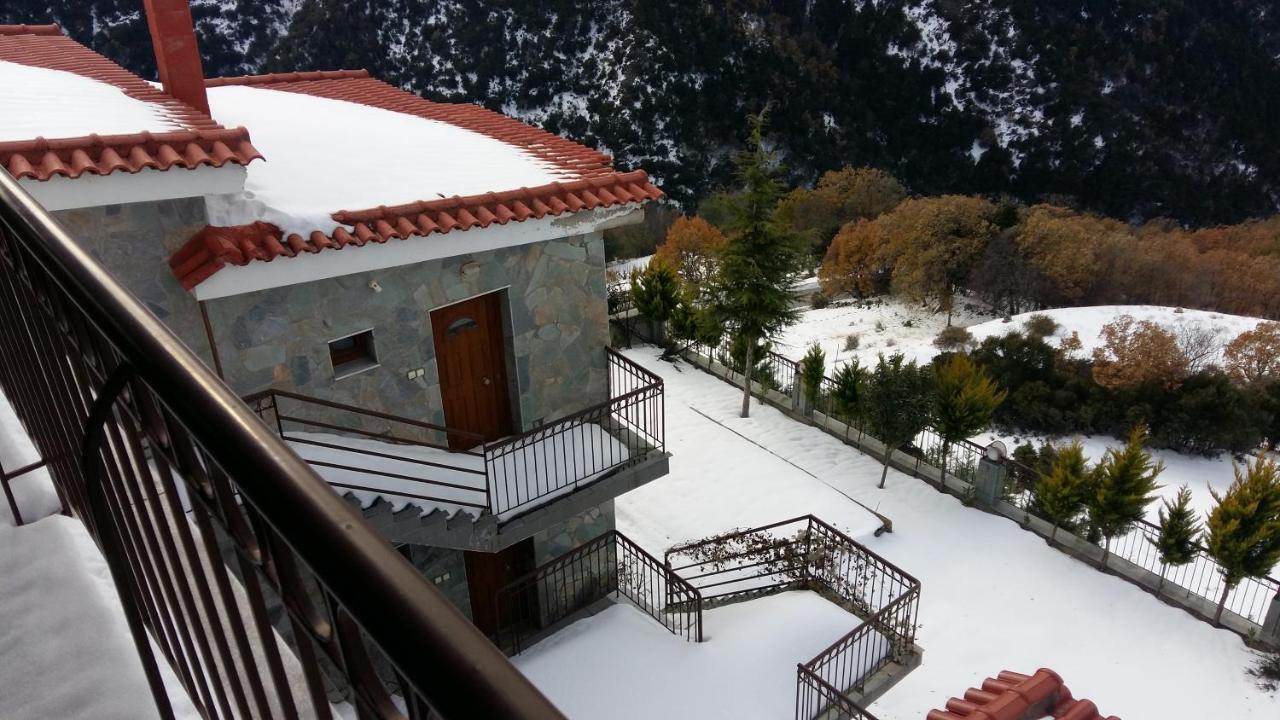 Hotel Metoxi Spiliá Buitenkant foto
