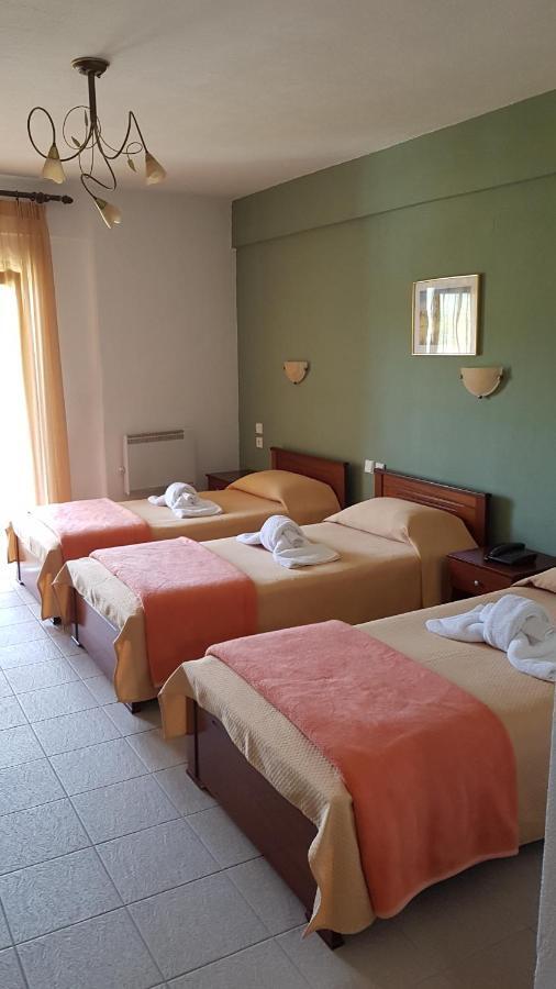 Hotel Metoxi Spiliá Buitenkant foto